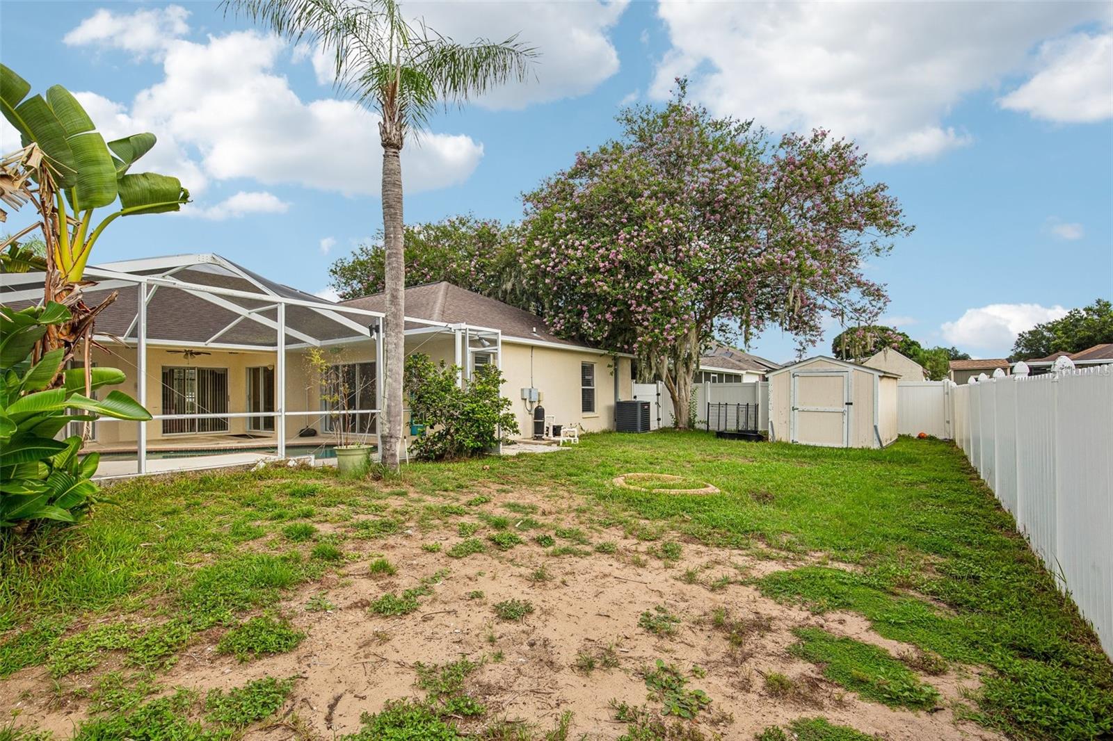 2302 TOWERING OAKS CIR — photo 38