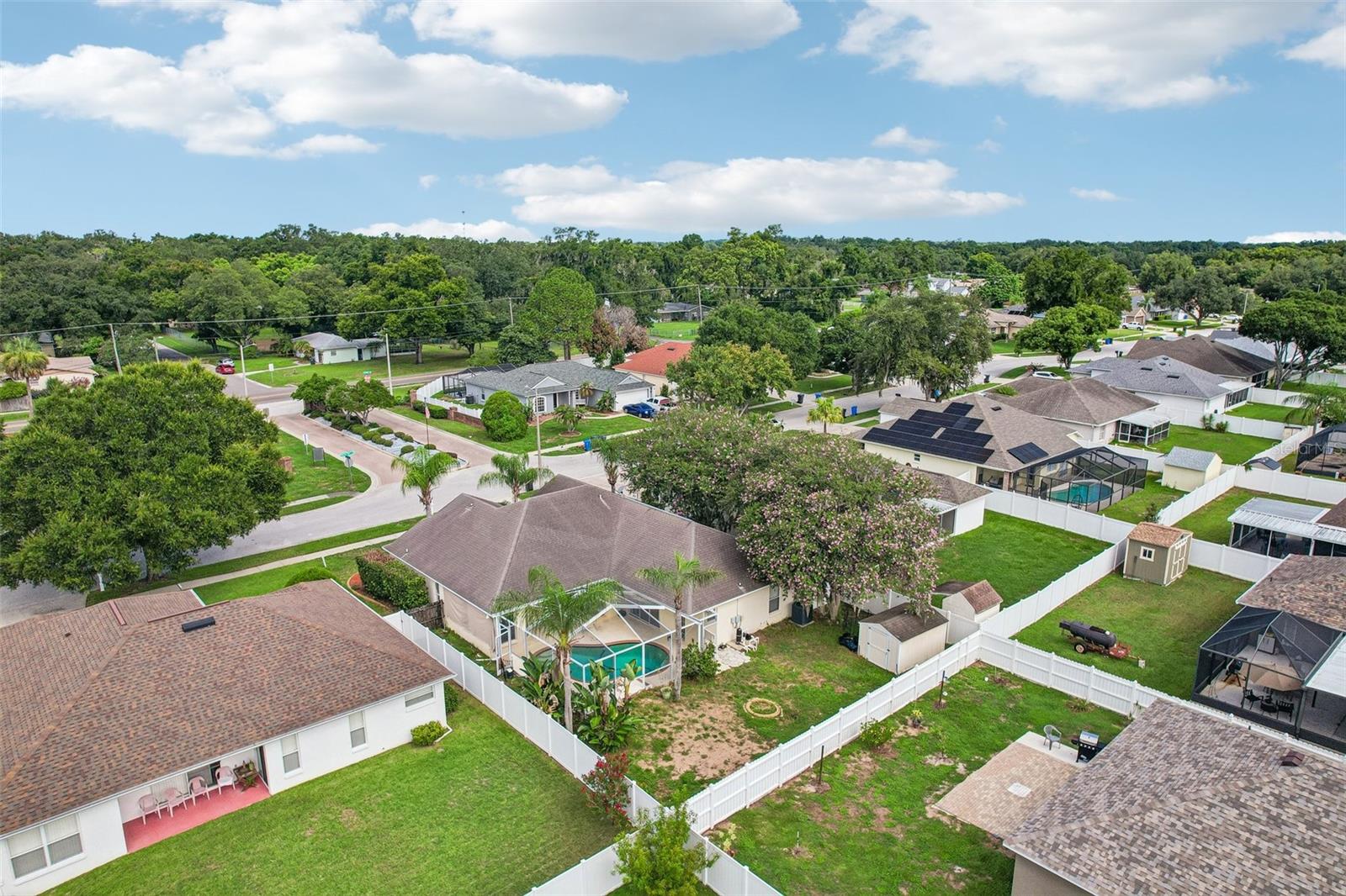 2302 TOWERING OAKS CIR — photo 42