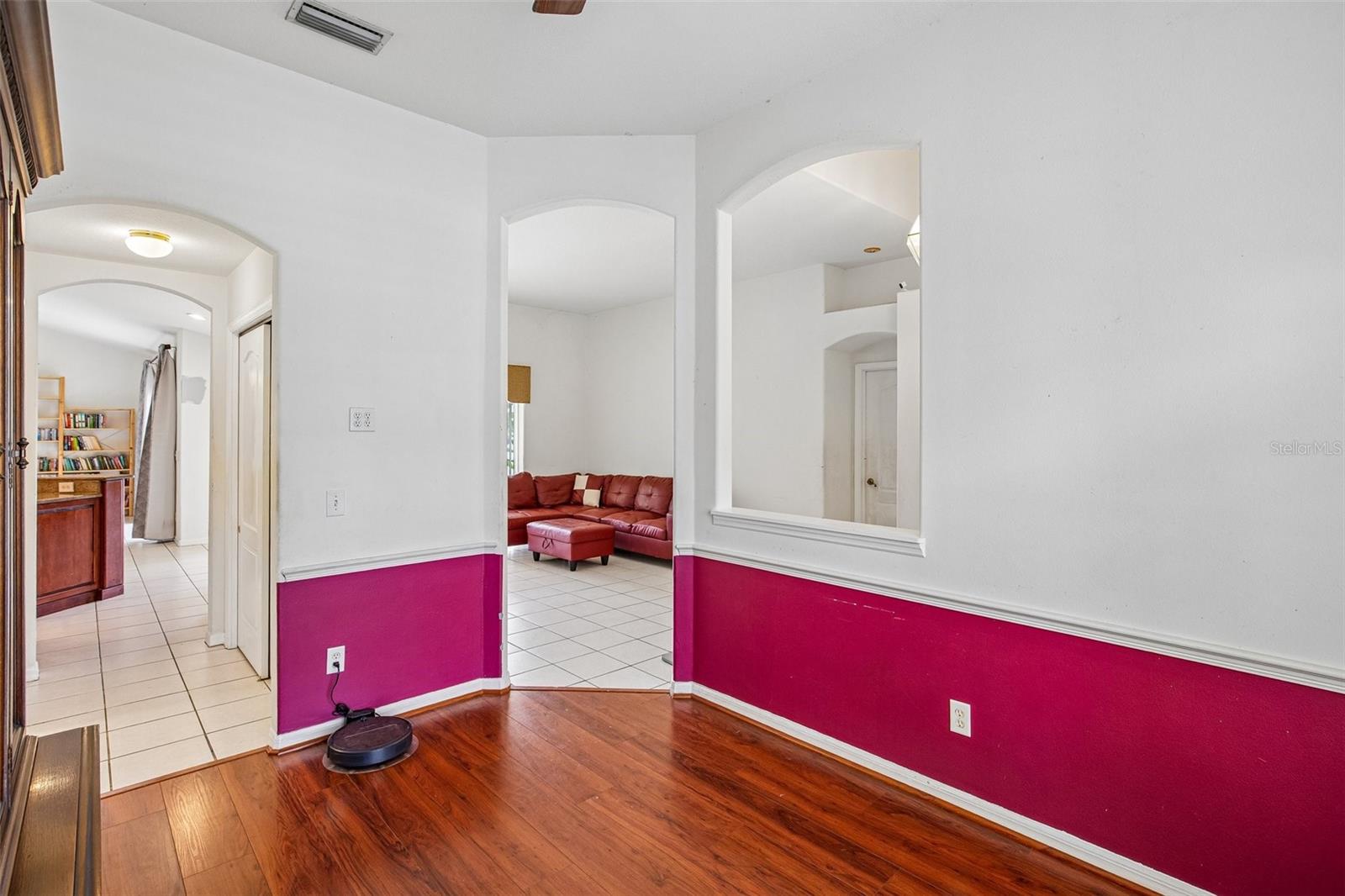 2302 TOWERING OAKS CIR — photo 10