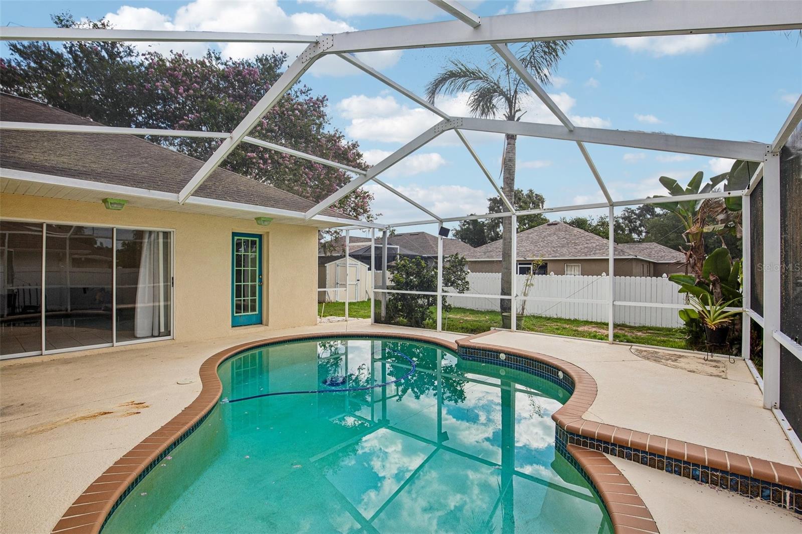 2302 TOWERING OAKS CIR — photo 34