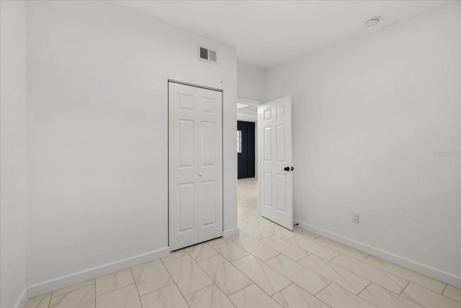 4922 S 82ND ST — photo 31