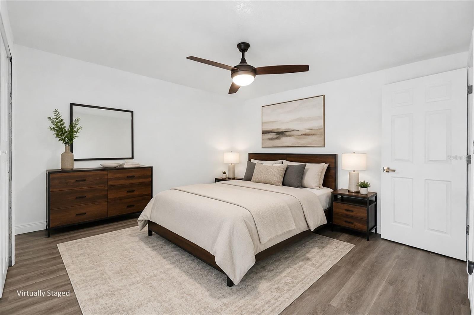 8253 GREENLEAF CIR — photo 11