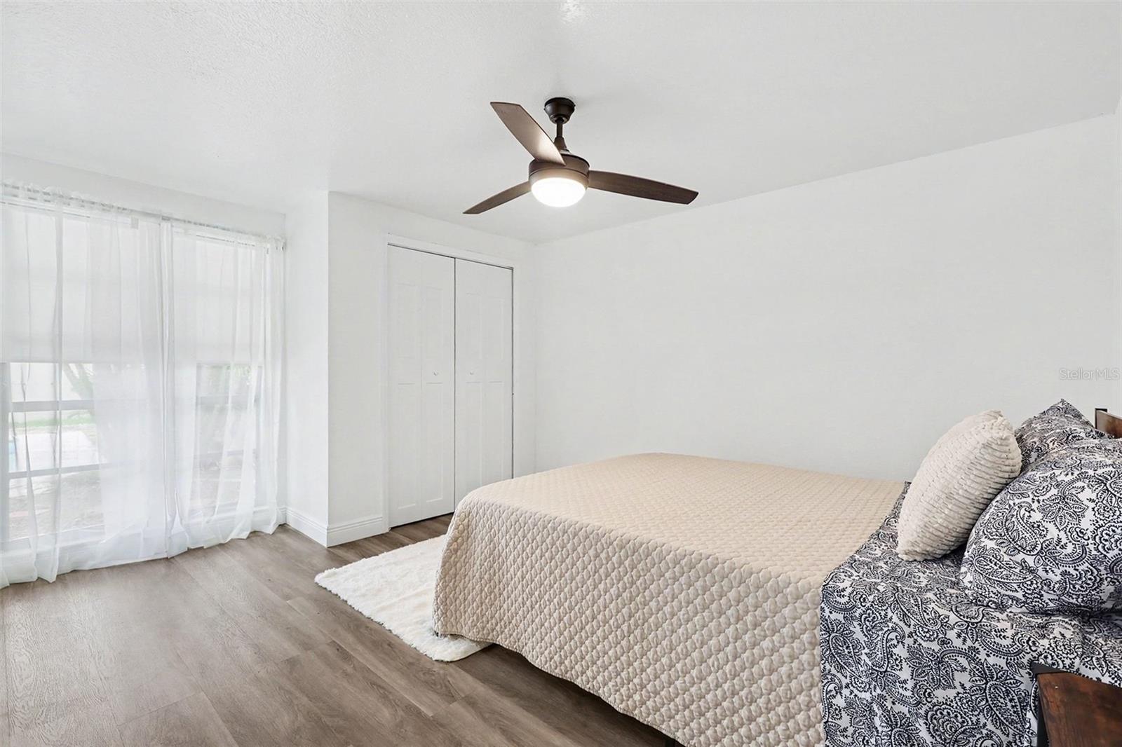 8253 GREENLEAF CIR — photo 13
