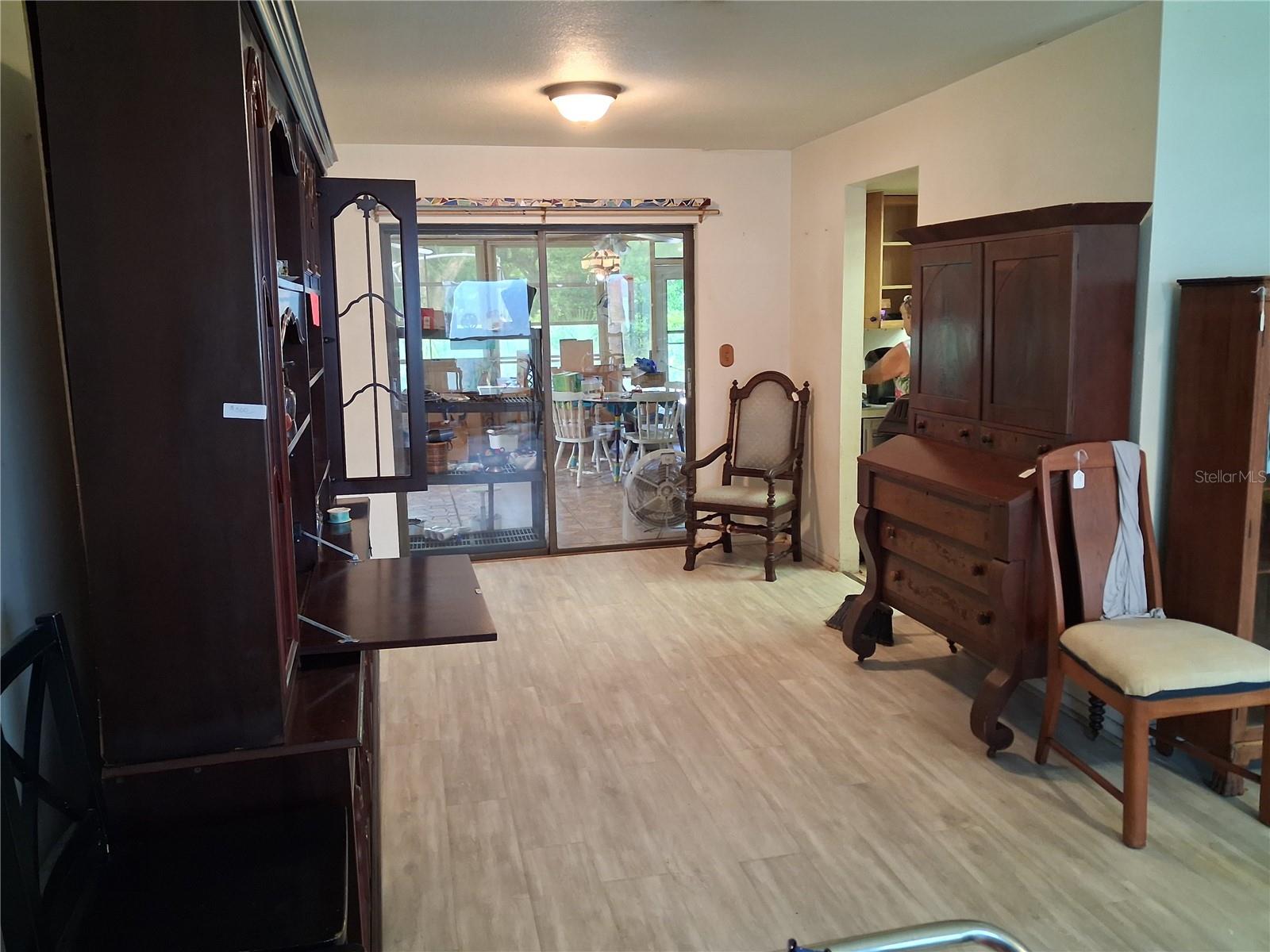 6934 OLDGATE CIR — photo 20