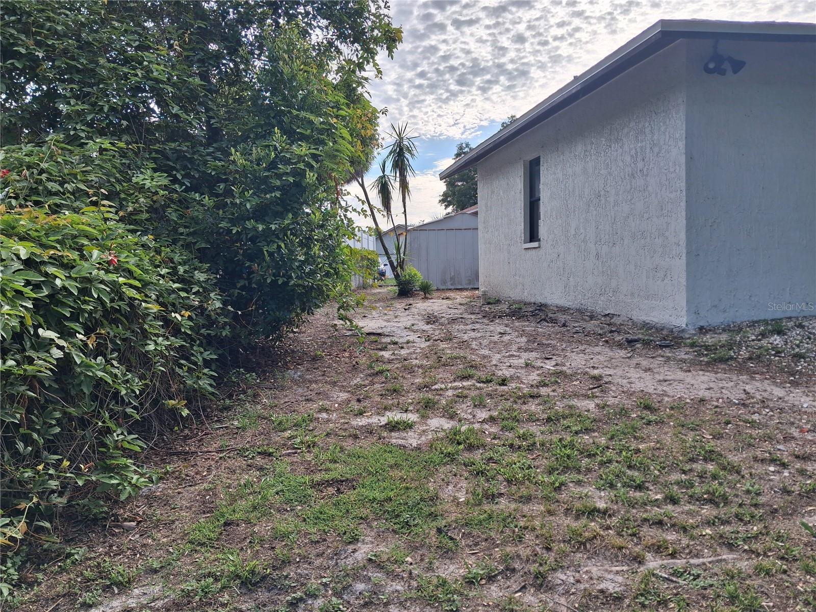 6934 OLDGATE CIR — photo 14