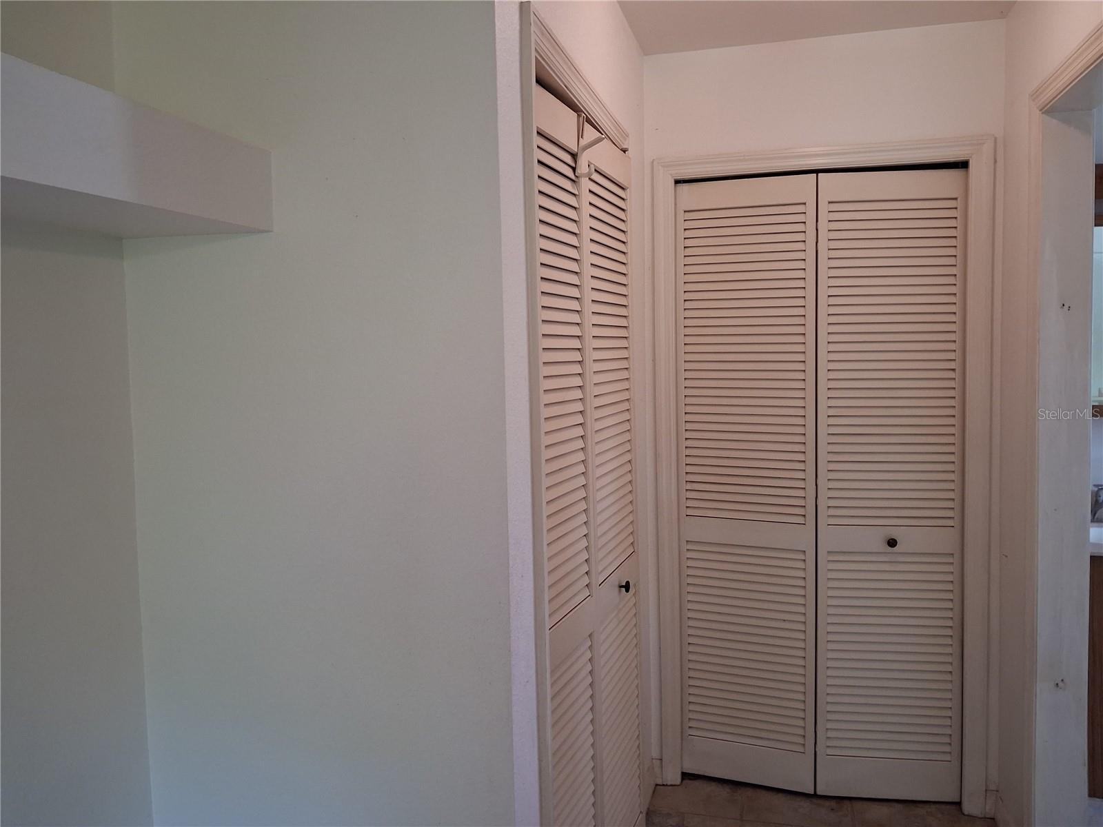 6934 OLDGATE CIR — photo 66