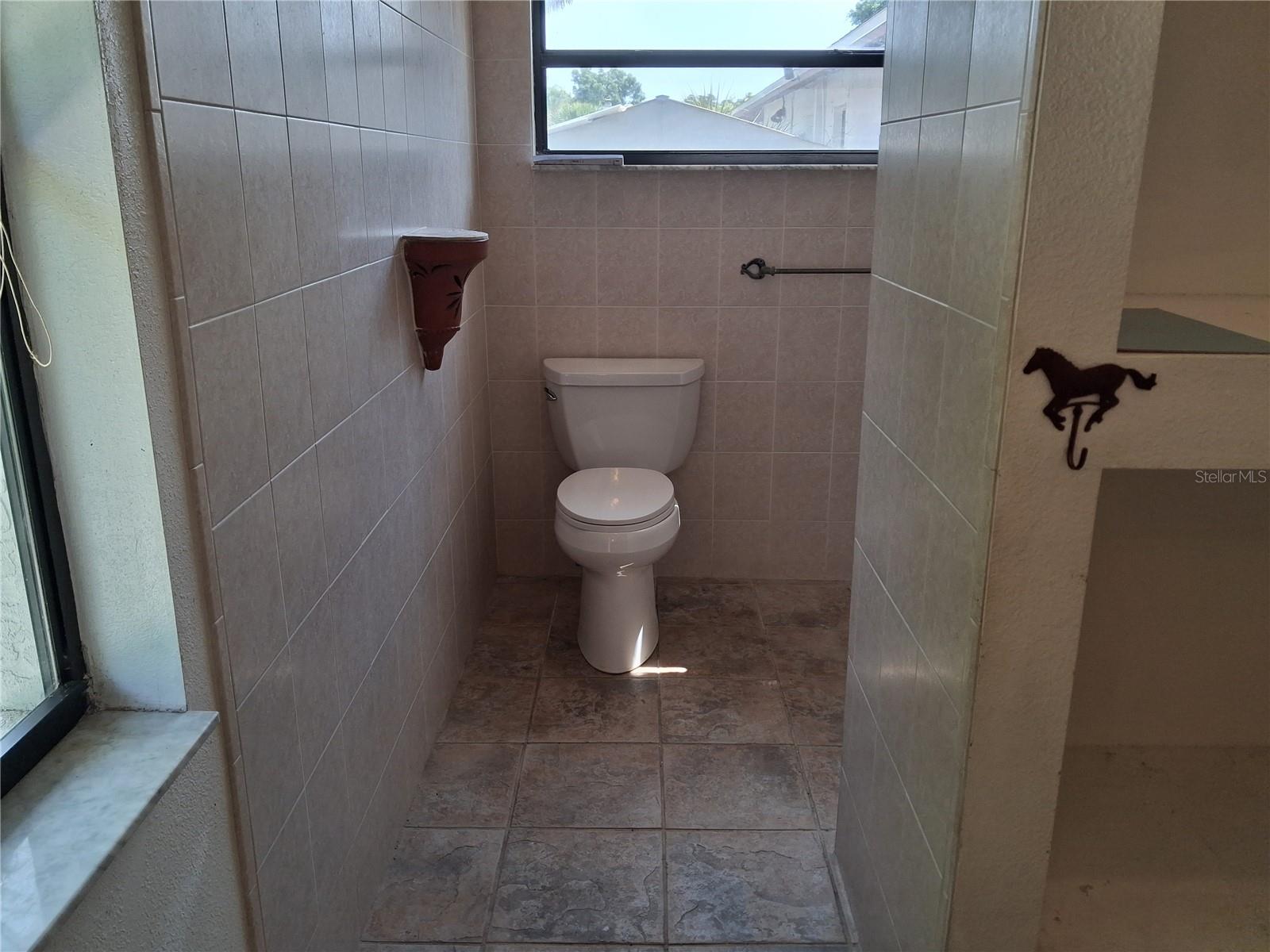 6934 OLDGATE CIR — photo 68