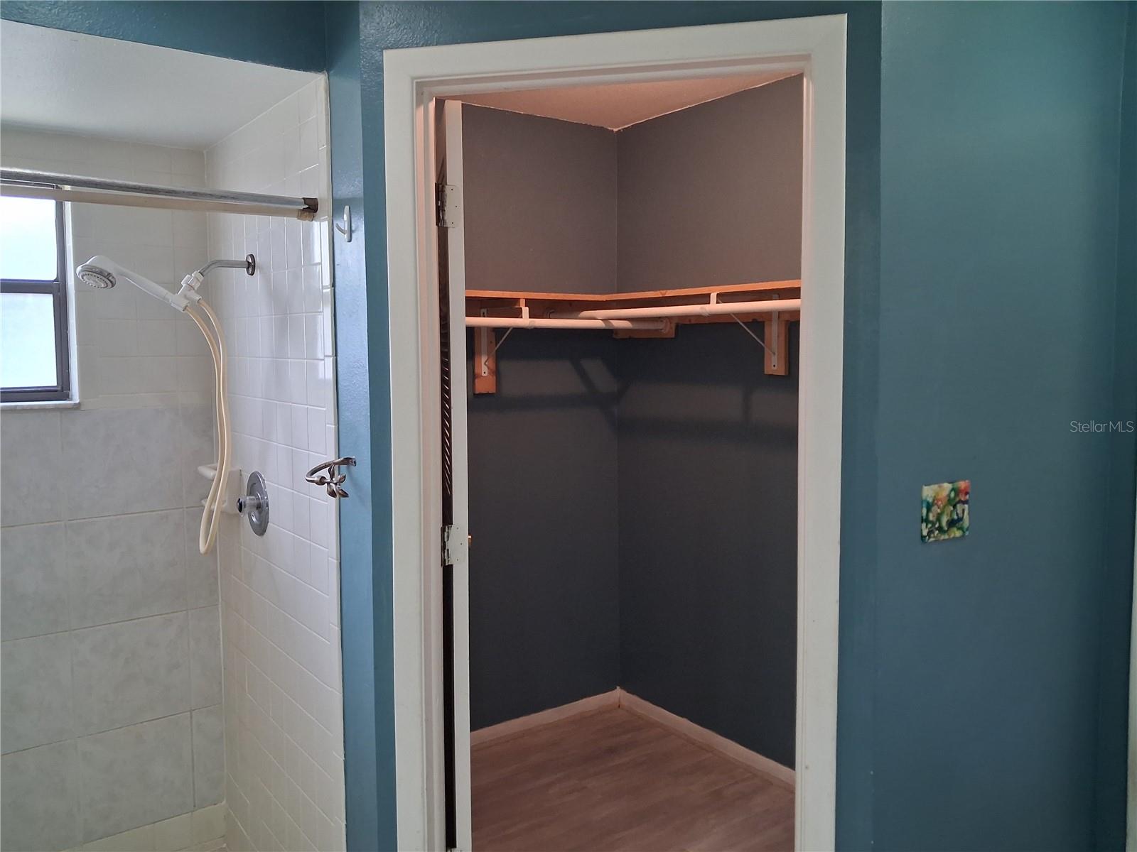 6934 OLDGATE CIR — photo 31