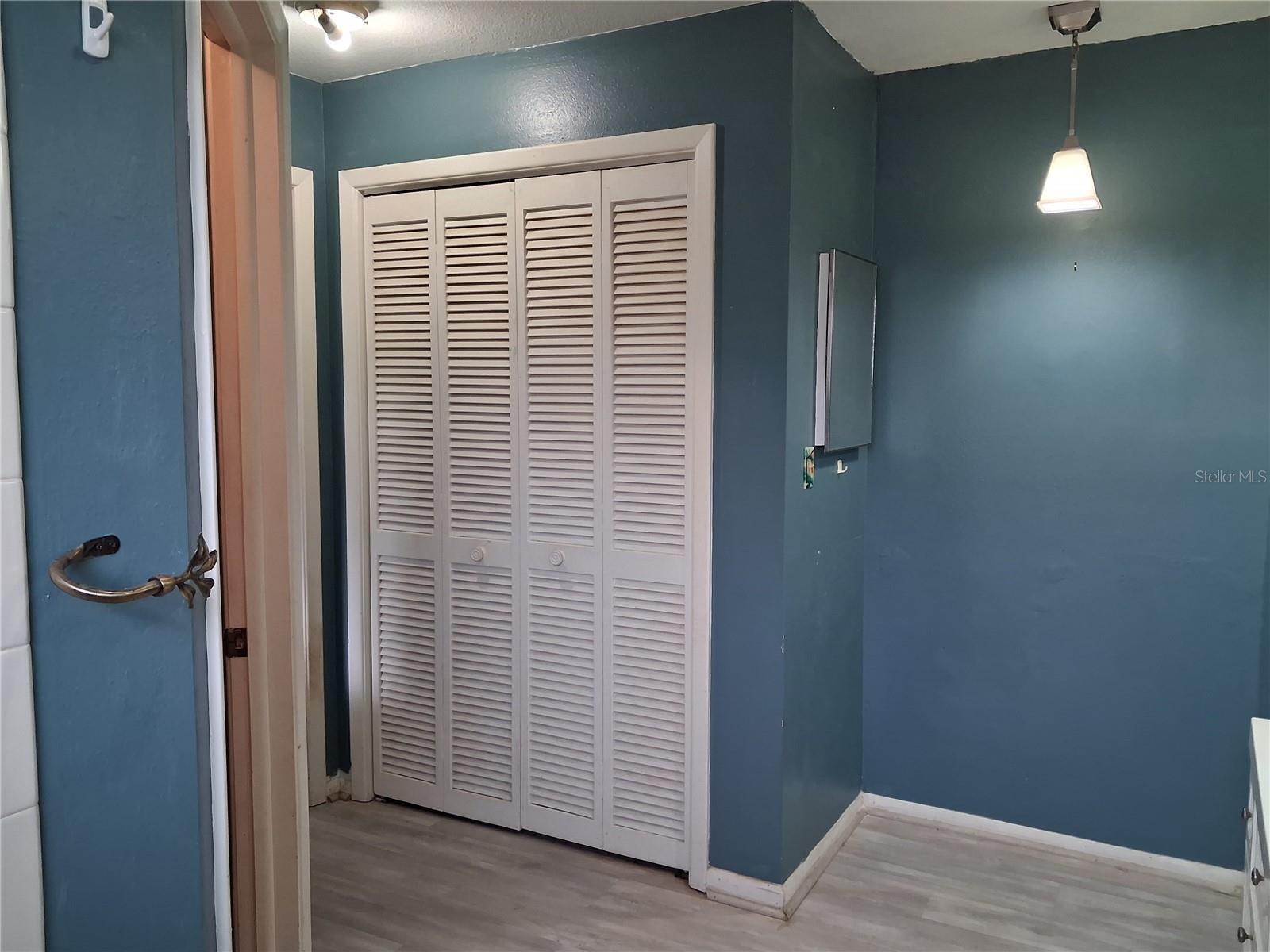 6934 OLDGATE CIR — photo 34