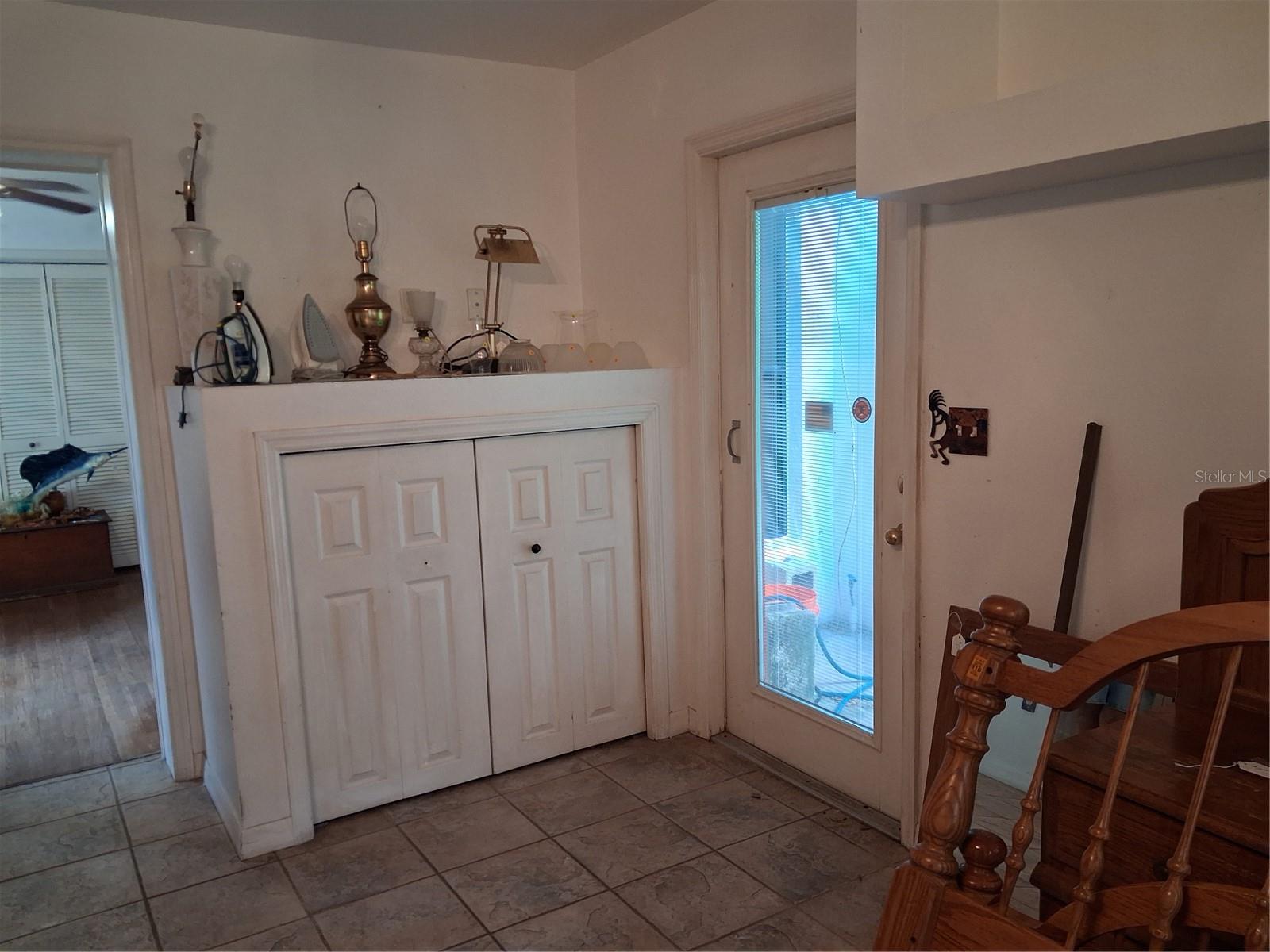 6934 OLDGATE CIR — photo 17