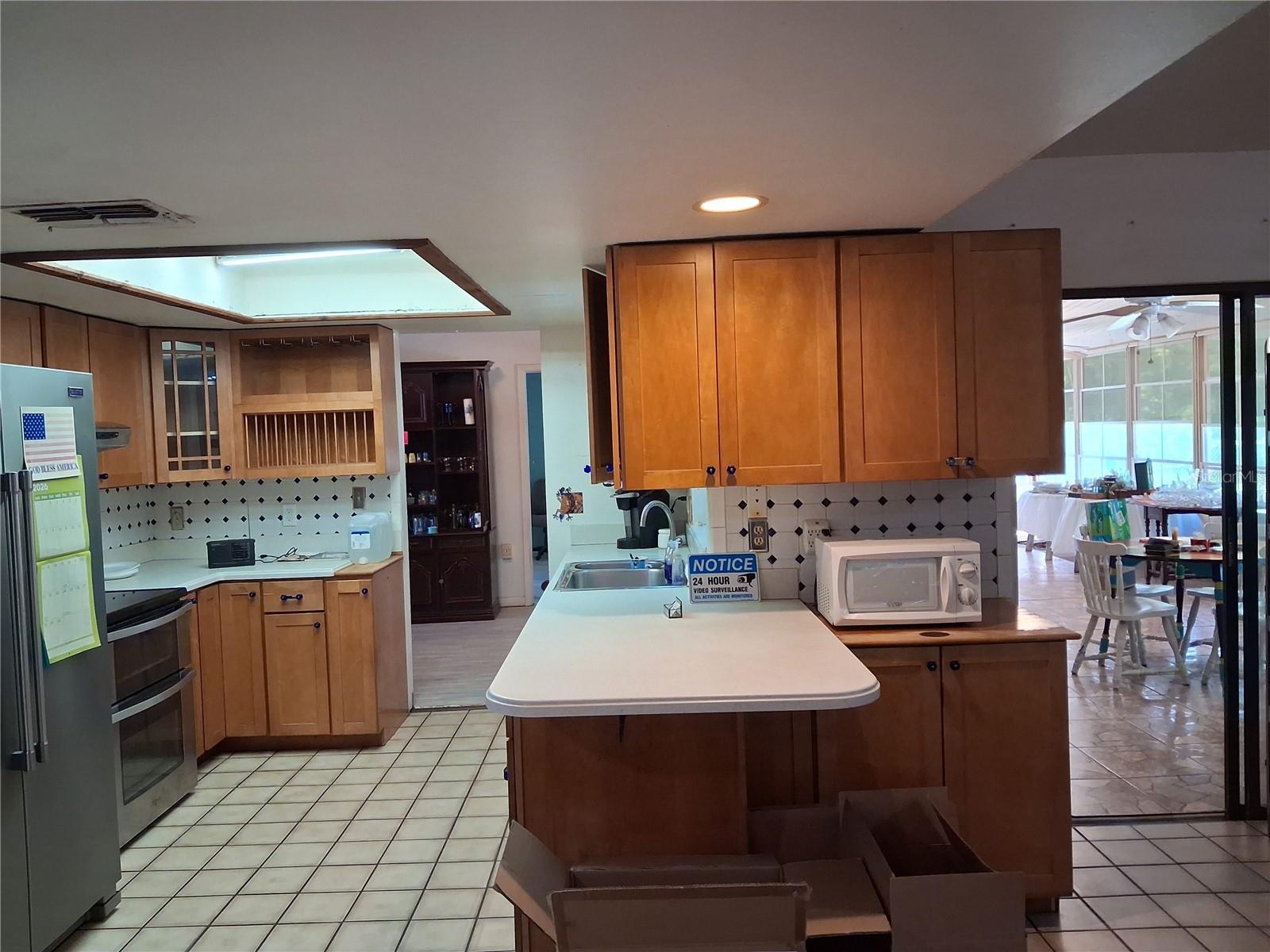 6934 OLDGATE CIR — photo 76