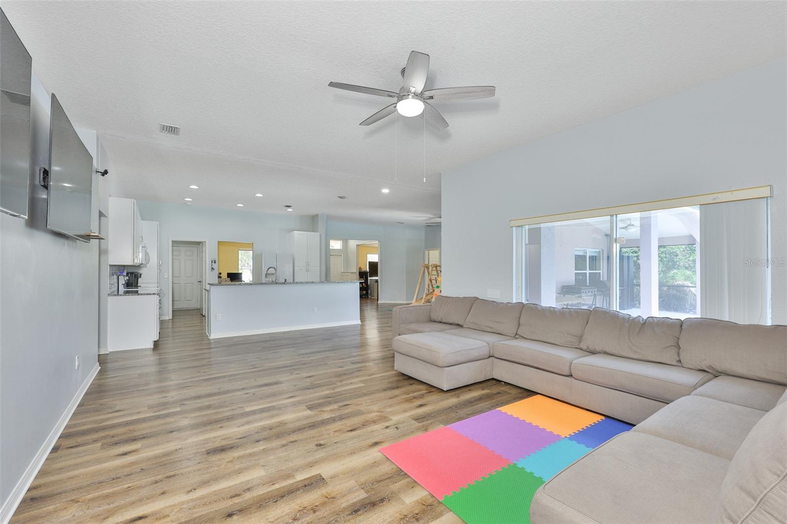 10234 BLOOMFIELD HILLS DR — photo 12