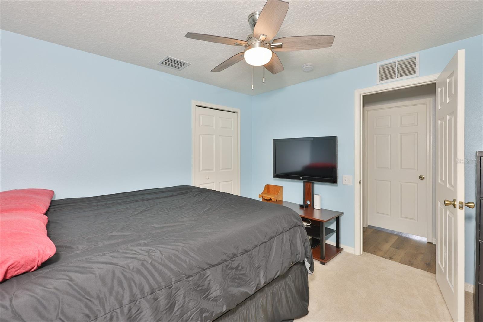 10234 BLOOMFIELD HILLS DR — photo 32