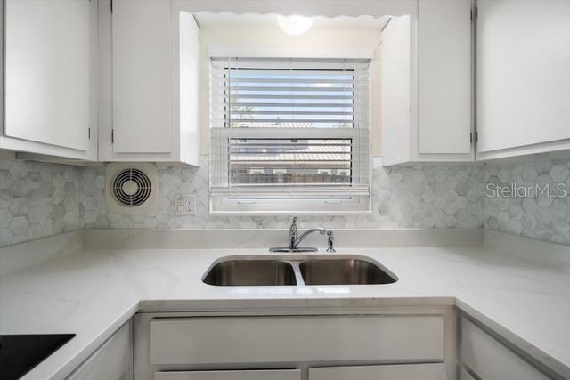 533 YELVINGTON AVE — photo 13