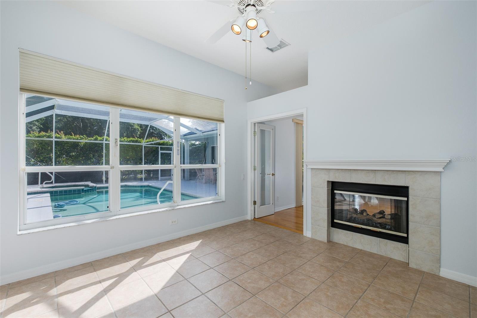 2151 EDELWEISS LOOP — photo 27