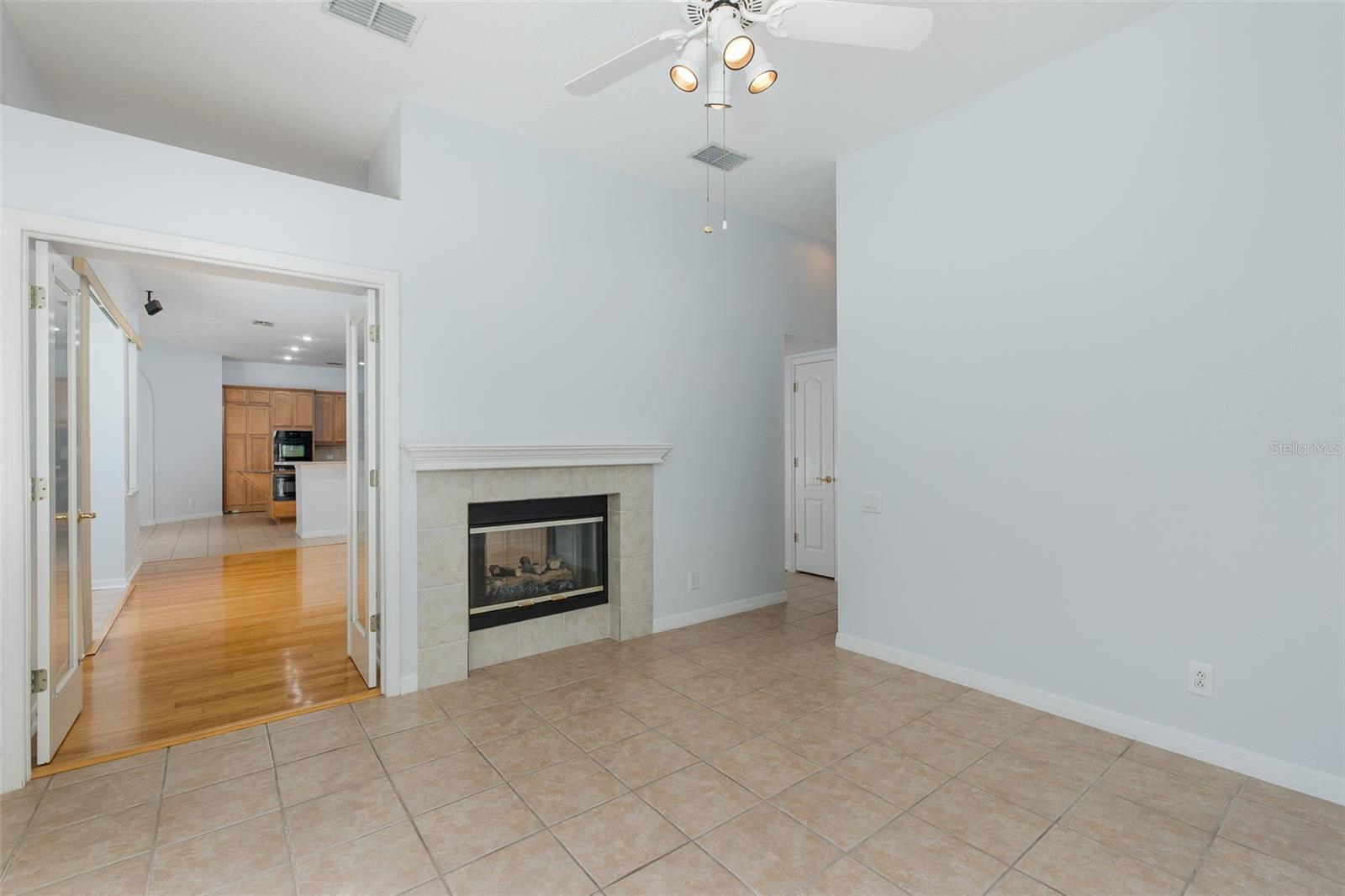 2151 EDELWEISS LOOP — photo 28