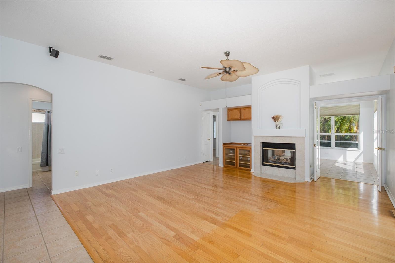 2151 EDELWEISS LOOP — photo 24