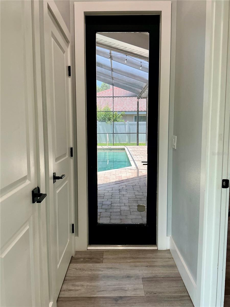 126 OLD OAK CIR — photo 59
