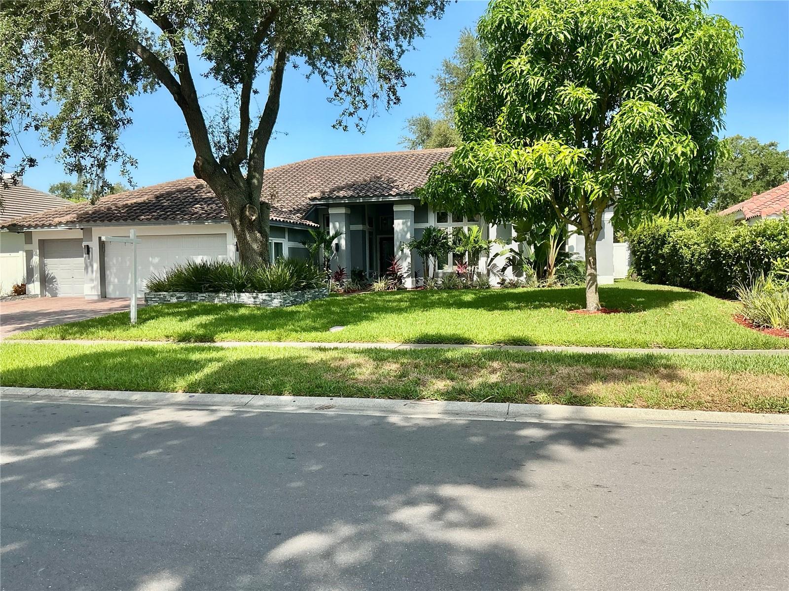 126 OLD OAK CIR — photo 85