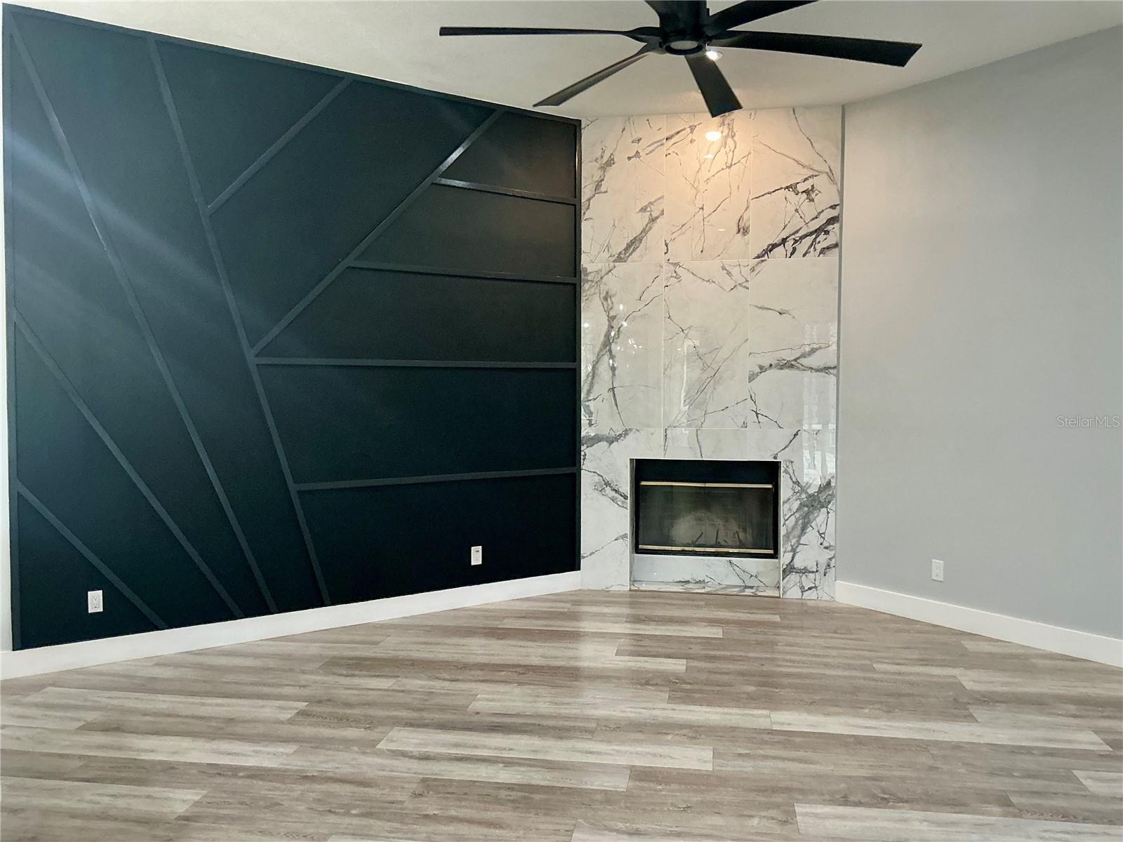126 OLD OAK CIR — photo 35