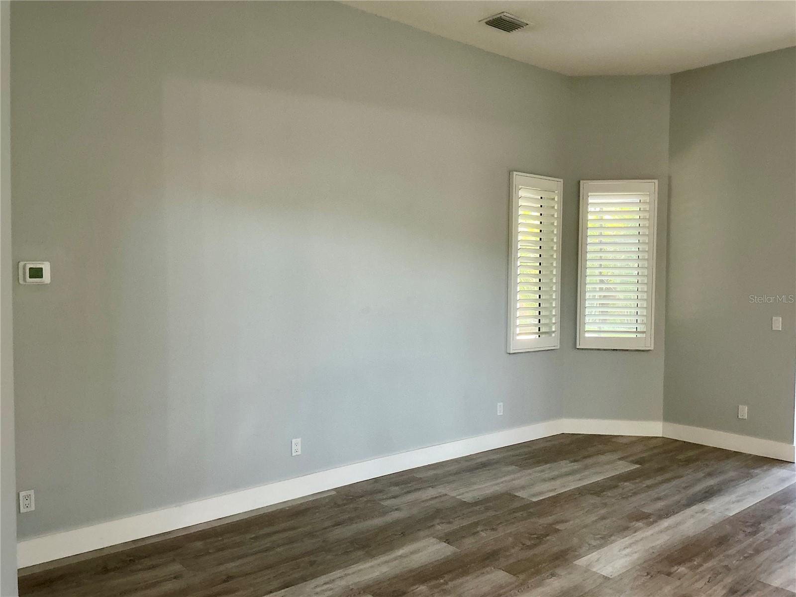 126 OLD OAK CIR — photo 19