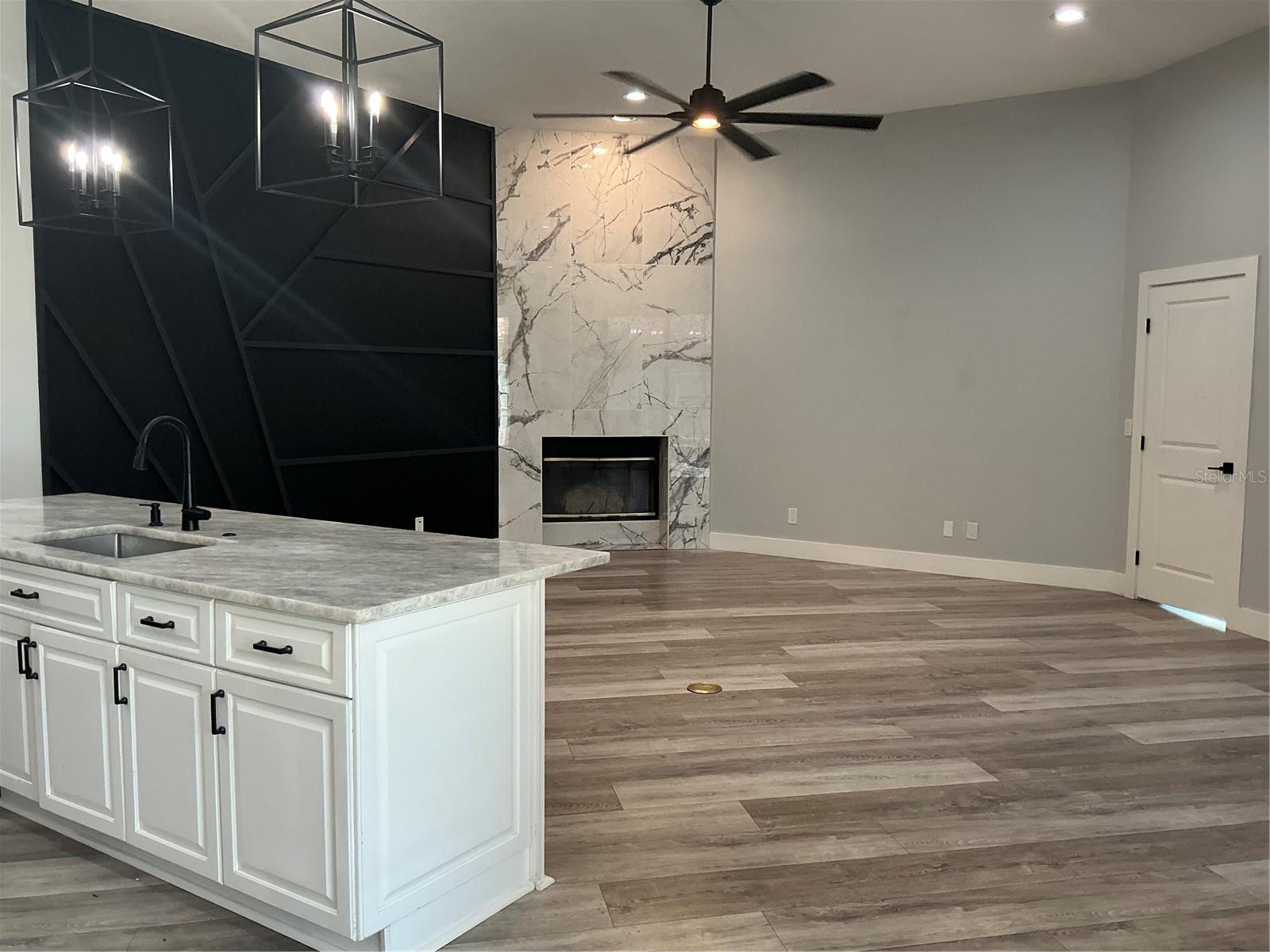 126 OLD OAK CIR — photo 39