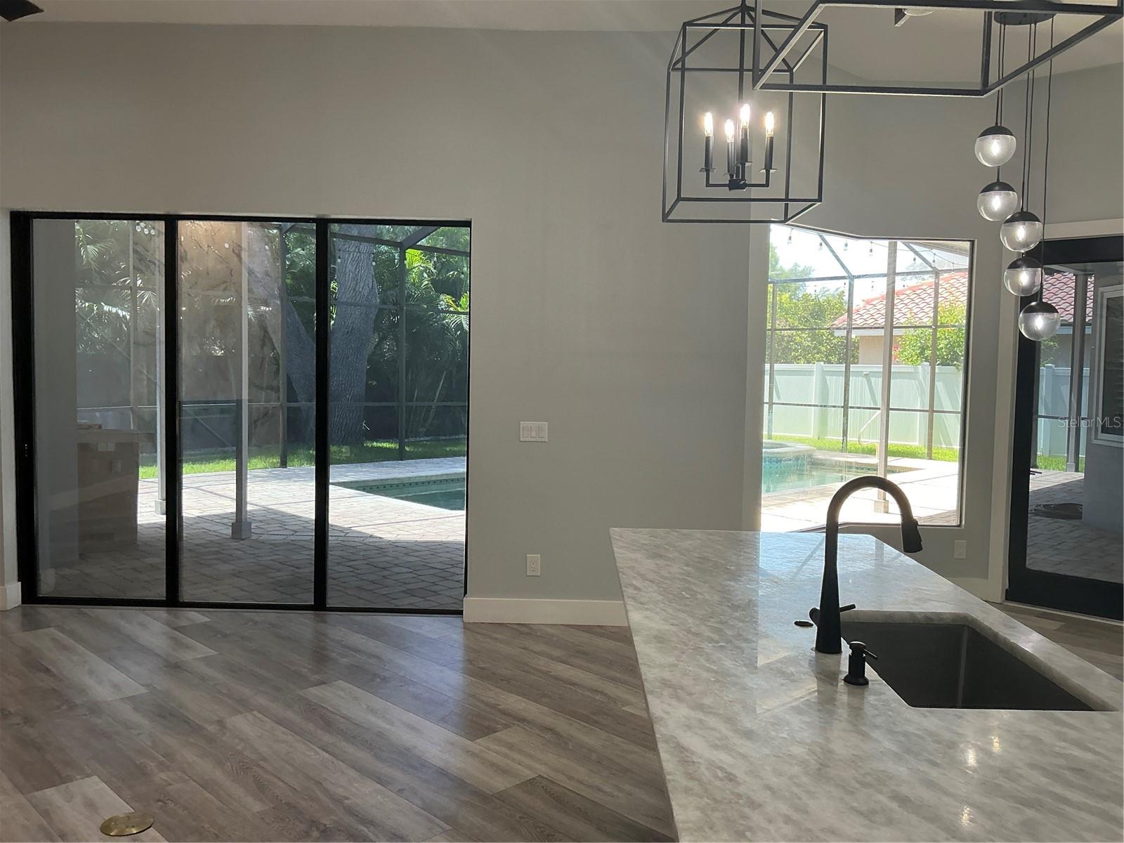 126 OLD OAK CIR — photo 49