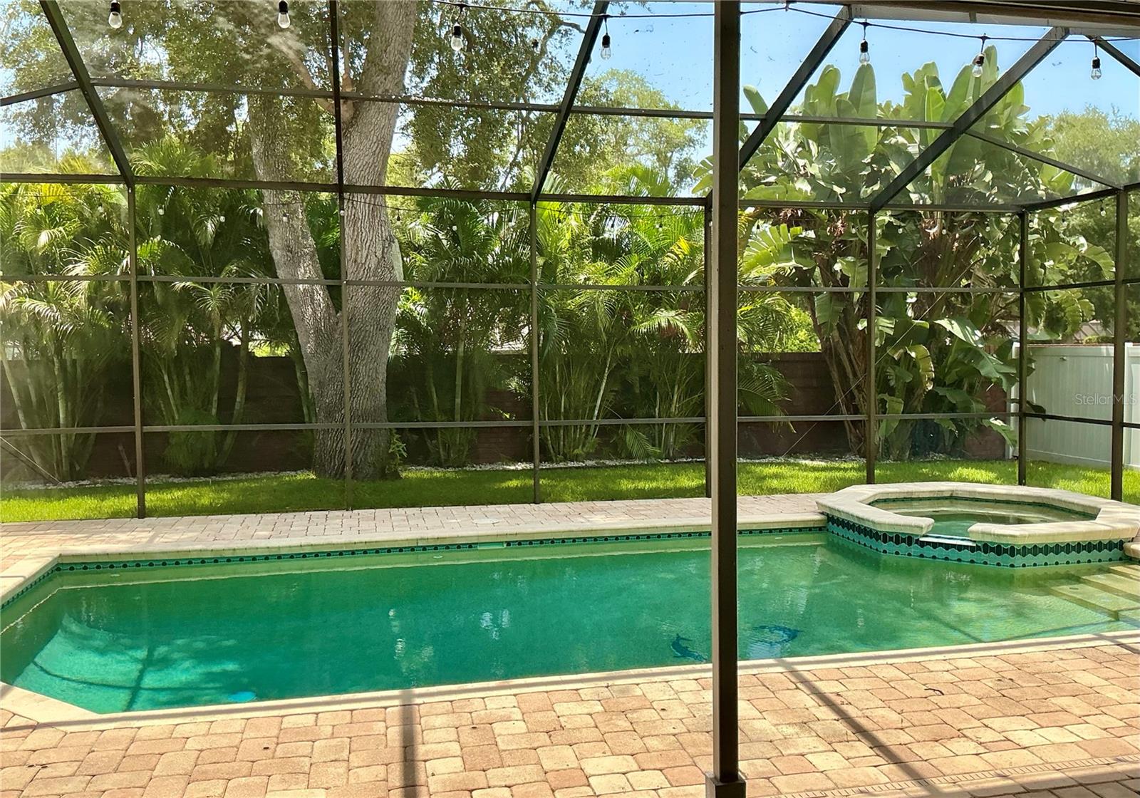126 OLD OAK CIR — photo 66