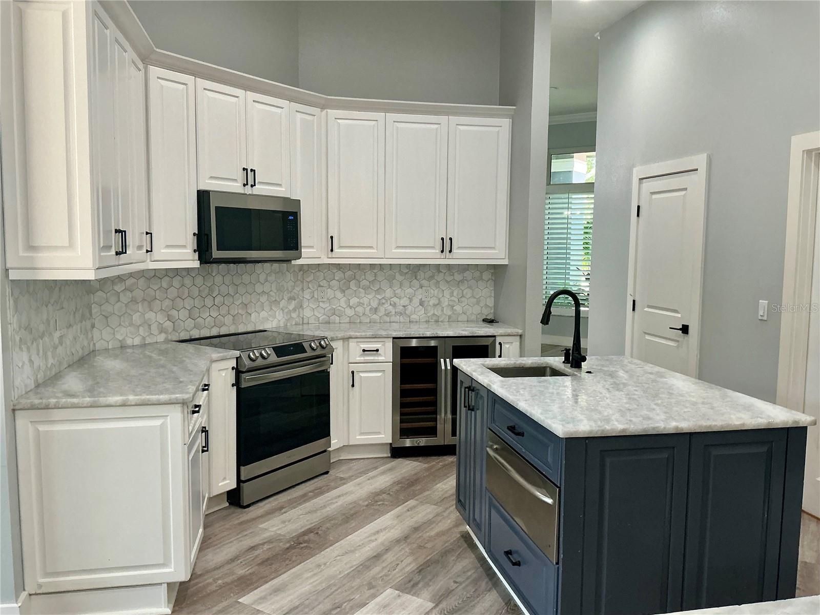 126 OLD OAK CIR — photo 41