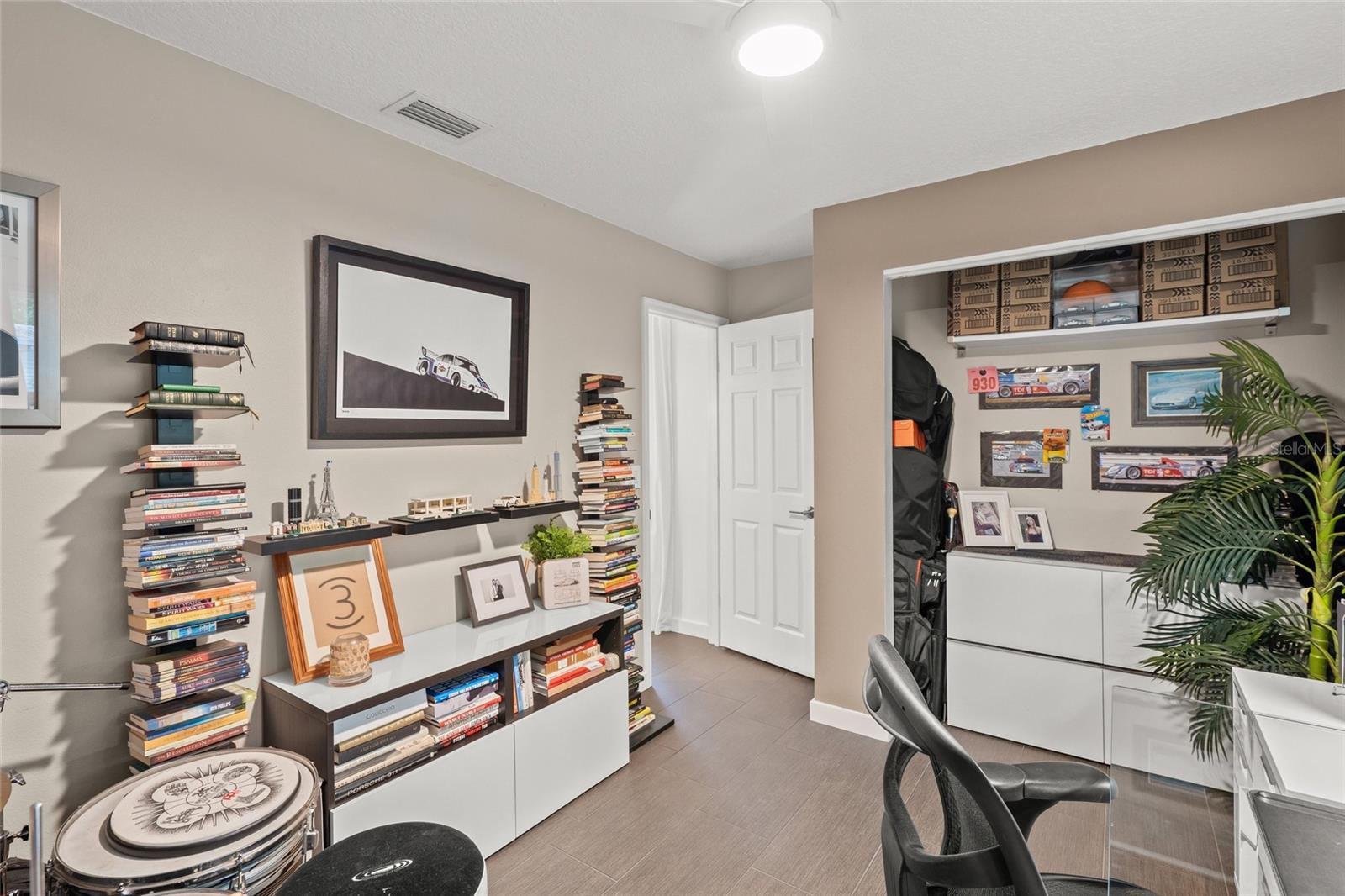 319 BEARDED OAKS CIR — photo 30