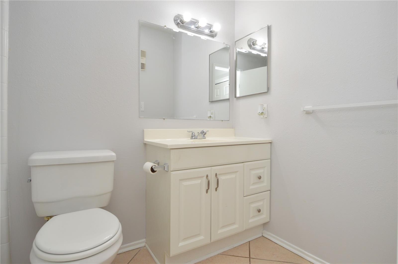 1400 GANDY BLVD N #607 — photo 28