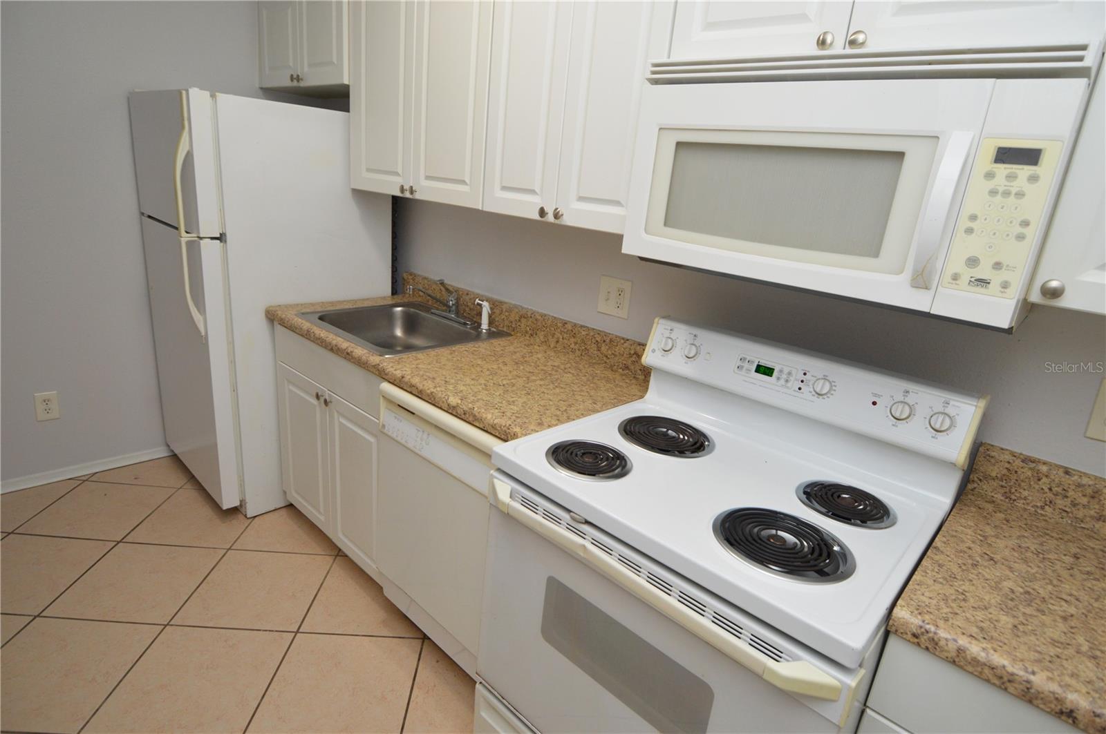 1400 GANDY BLVD N #607 — photo 10