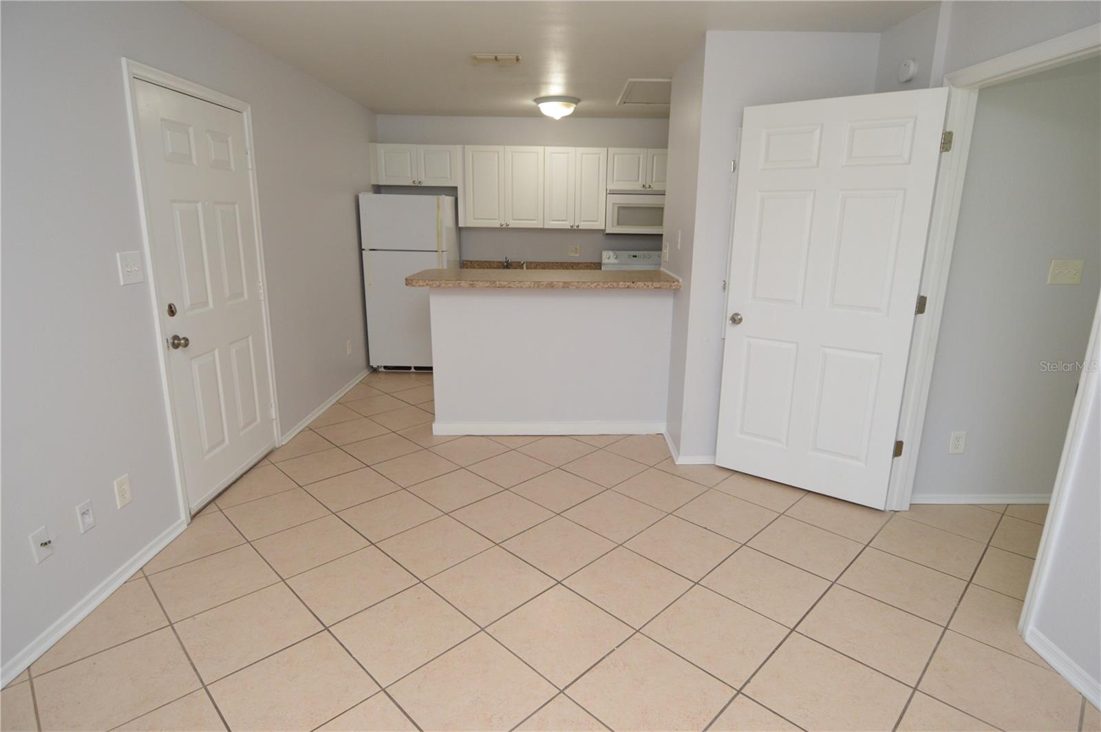 1400 GANDY BLVD N #607 — photo 5