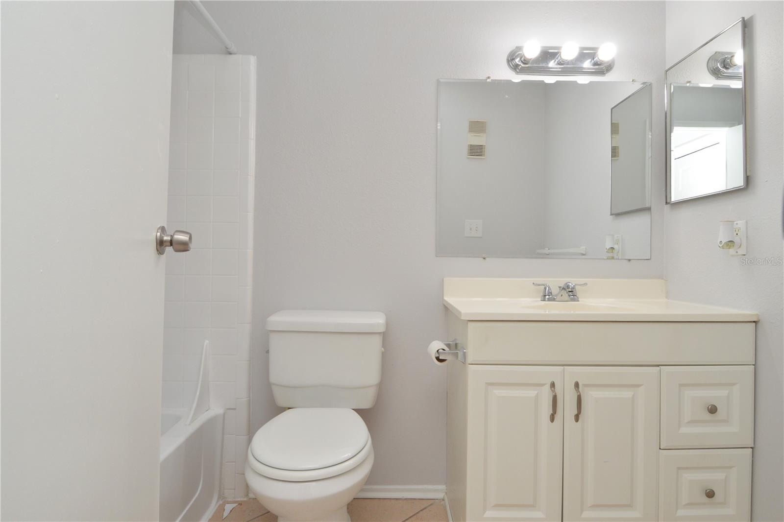 1400 GANDY BLVD N #607 — photo 29