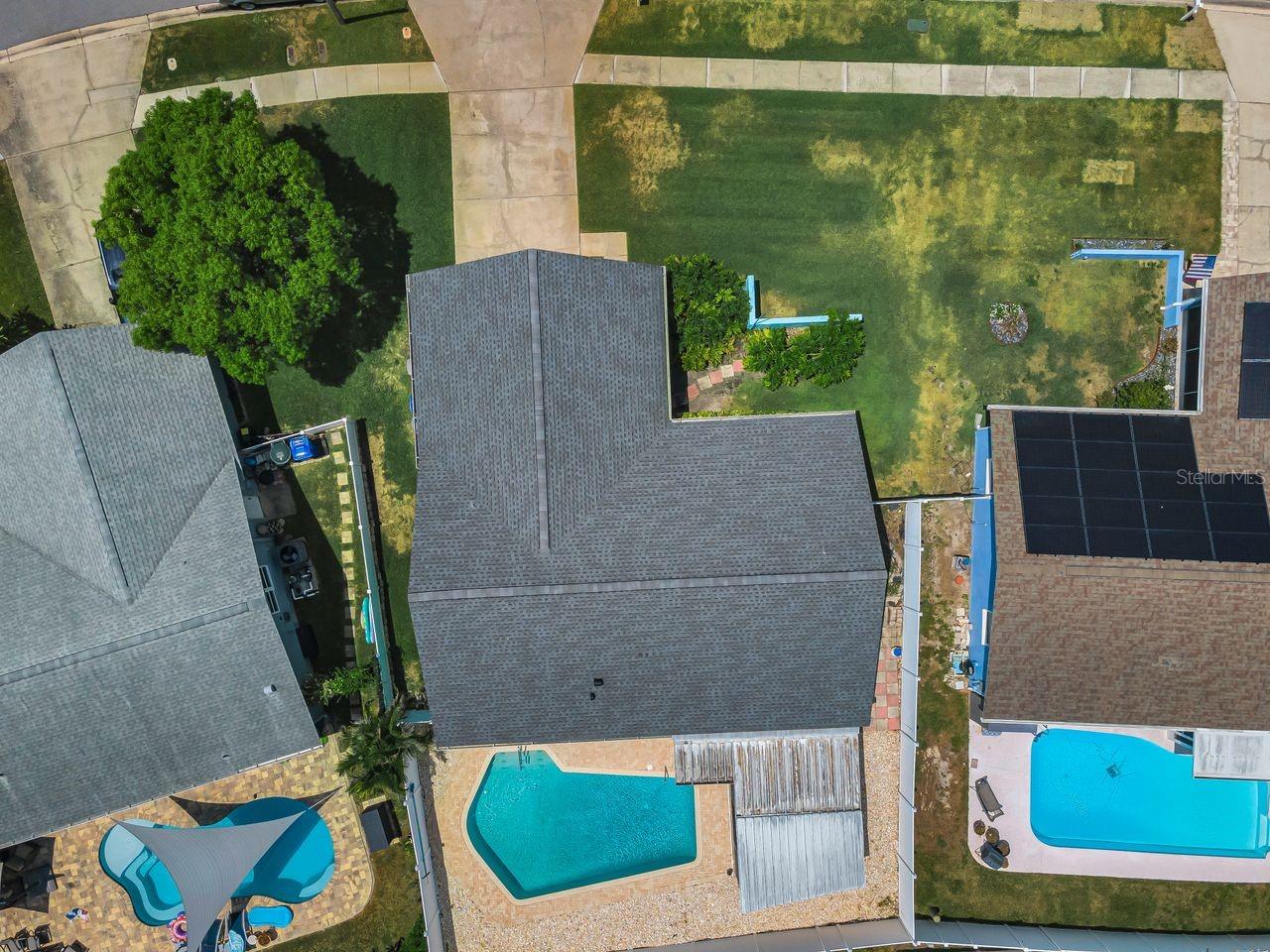 1614 DALE CIR N — photo 31