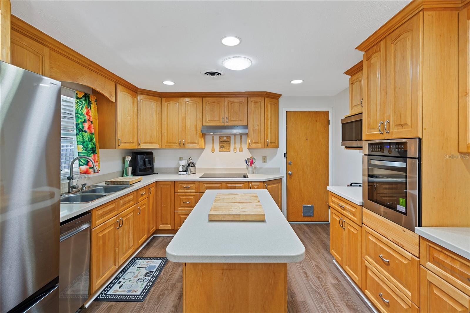 5906 CYPRESS ST — photo 8