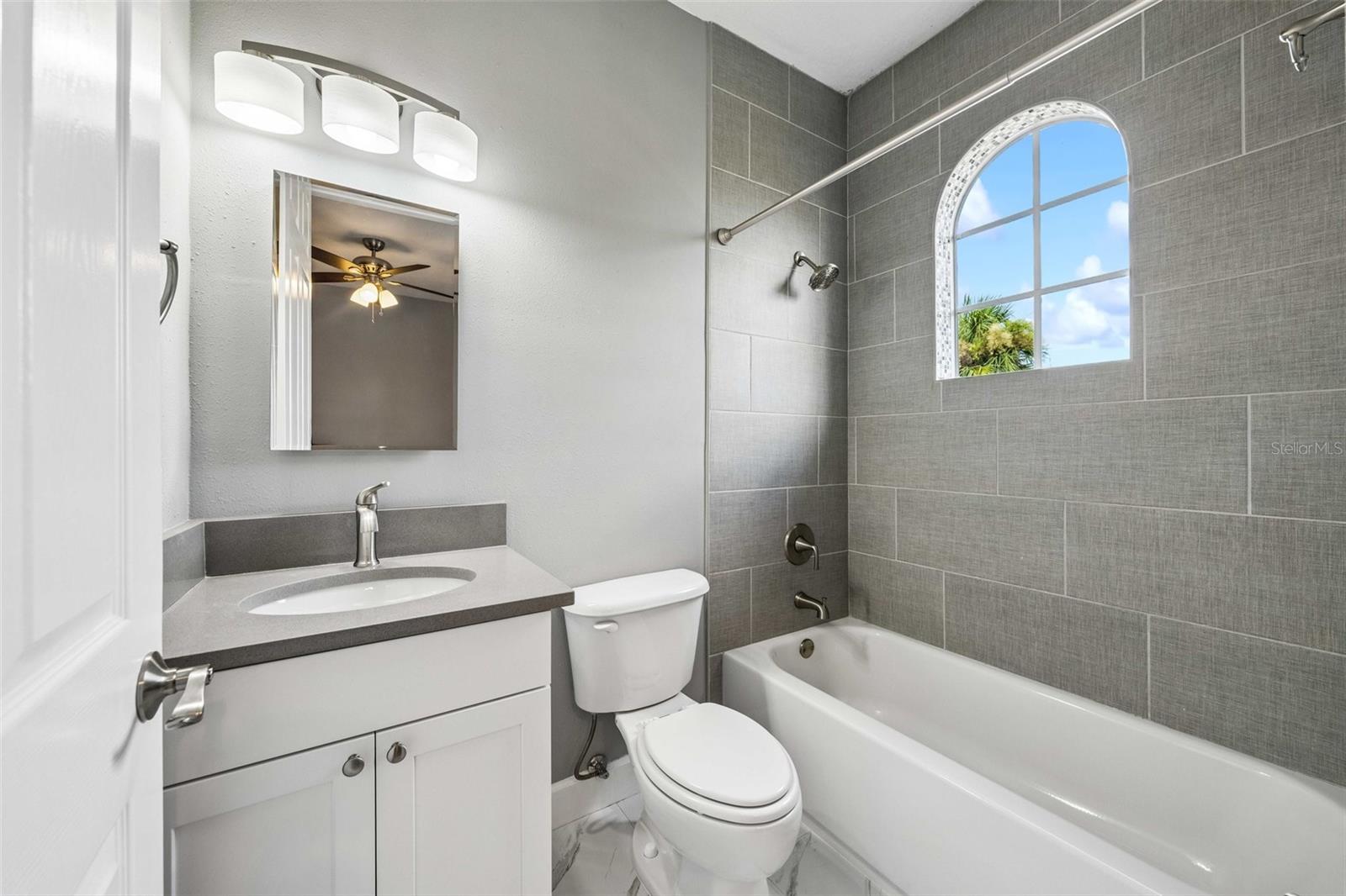 2613 ESPANA CT — photo 34