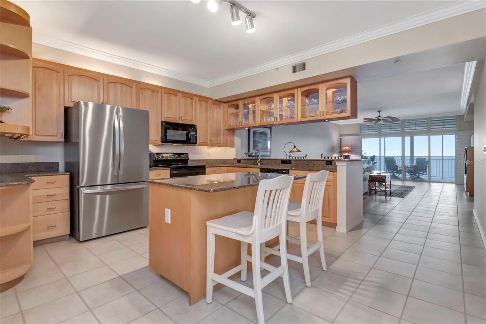 2 15TH AVE #303 — photo 9