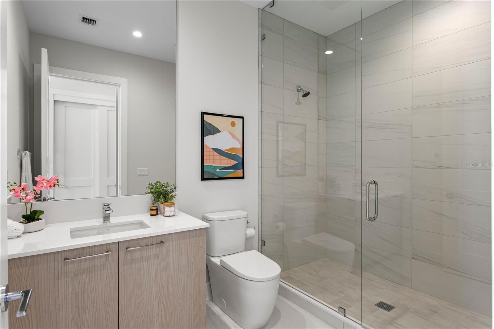 275 1ST AVE S #4004 — photo 32