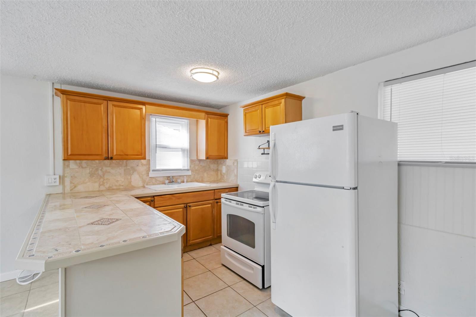 809 ILLINOIS AVE — photo 4