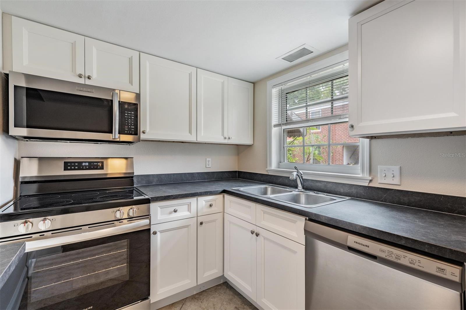 8565 12TH WAY N #A — photo 23