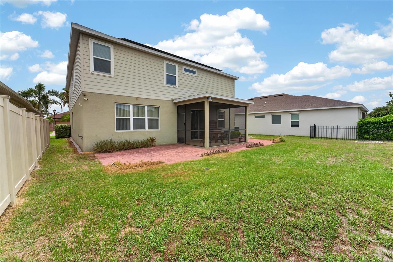 11628 LAKE LUCAYA DR — photo 42