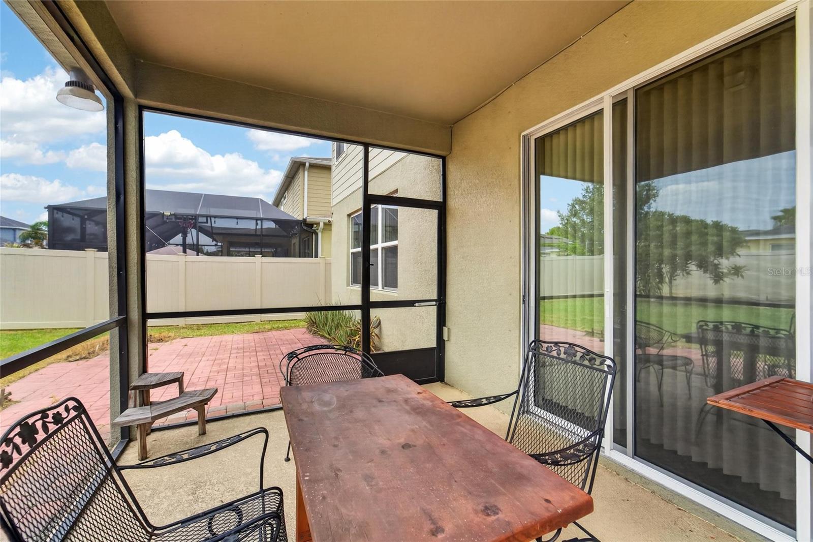 11628 LAKE LUCAYA DR — photo 40
