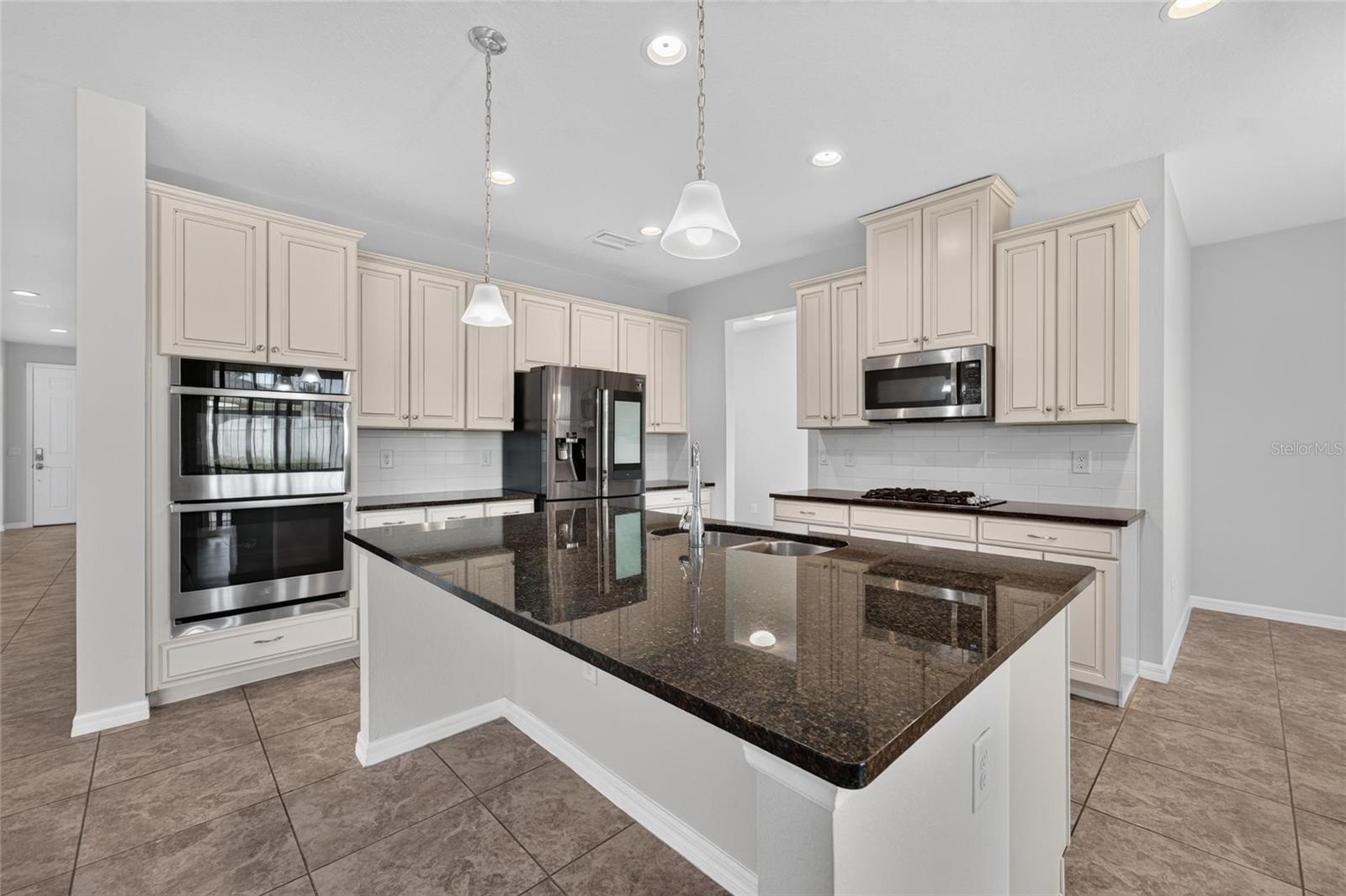11628 LAKE LUCAYA DR — photo 10