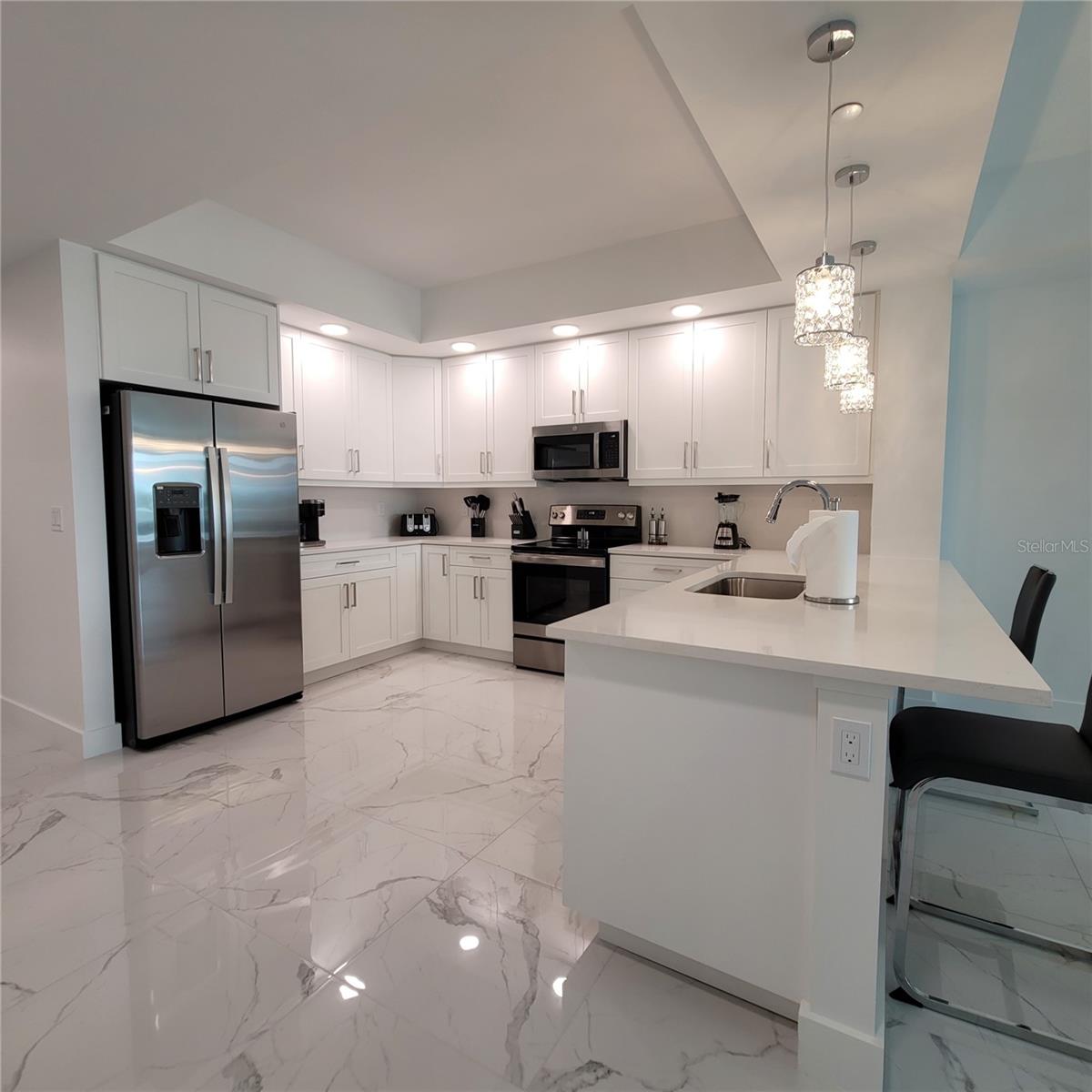415 ISLAND WAY #206 — photo 7