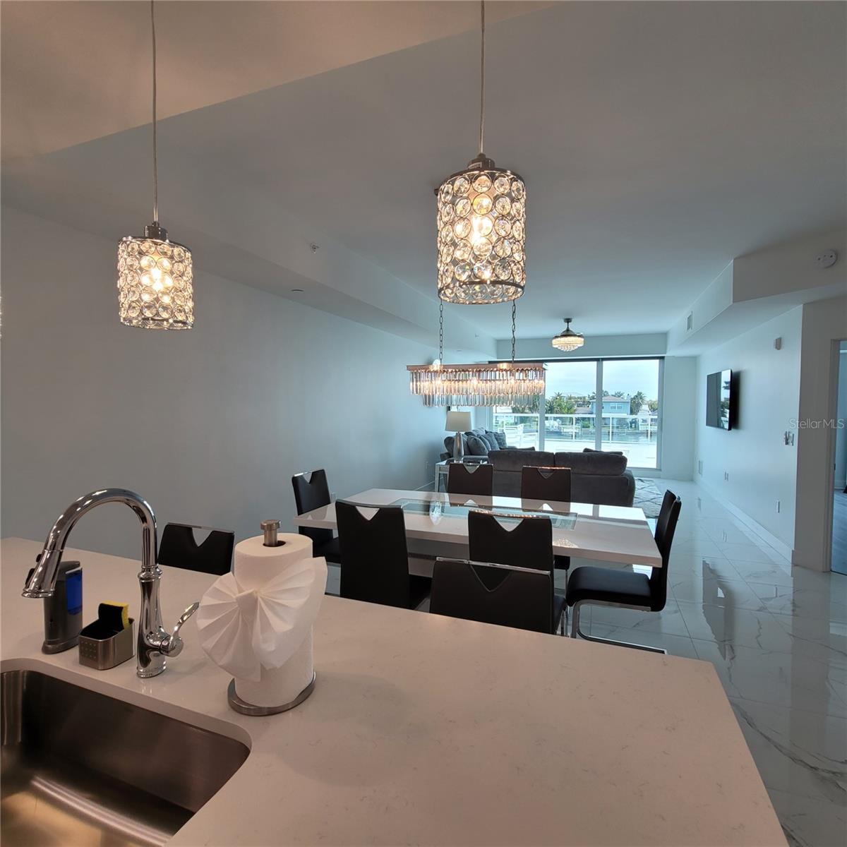 415 ISLAND WAY #206 — photo 11