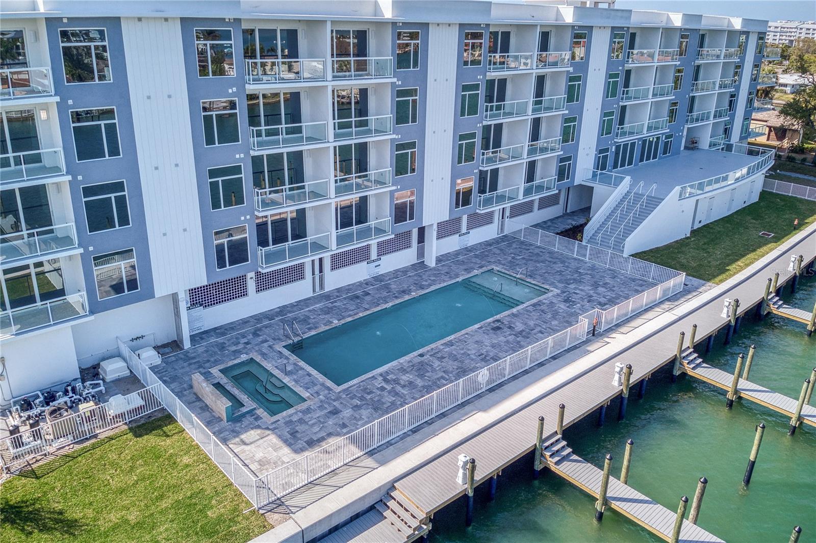 415 ISLAND WAY #206 — photo 2