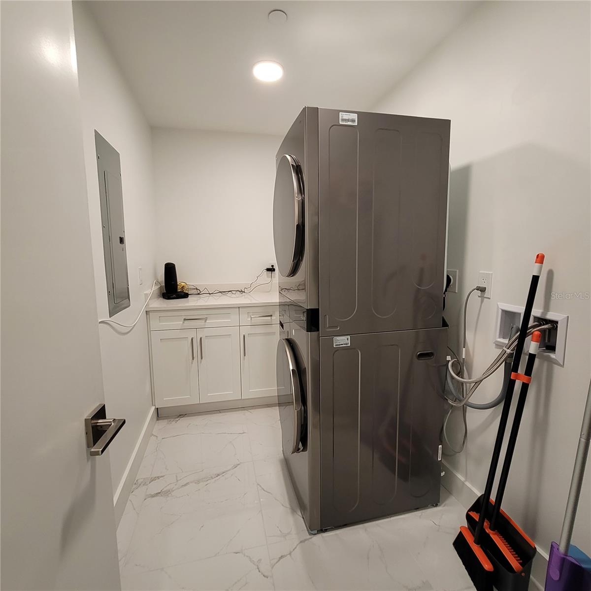 415 ISLAND WAY #206 — photo 23
