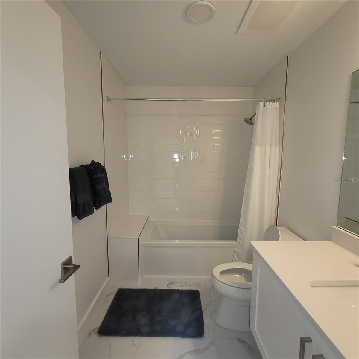 415 ISLAND WAY #206 — photo 18