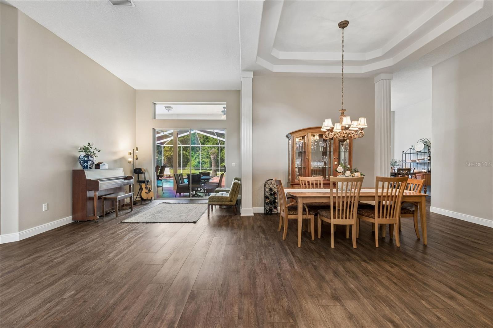 10111 KINGSHYRE WAY — photo 4